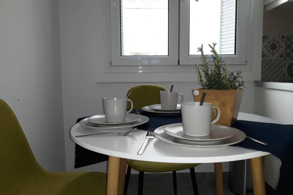 Cozy Apartment For 4 In Kolonaki, Lycabettus Atény Exteriér fotografie